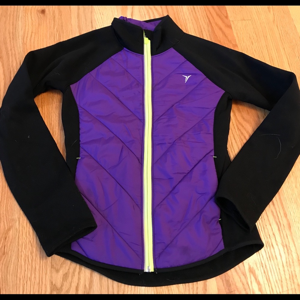 Active Fit zip up sweater size L